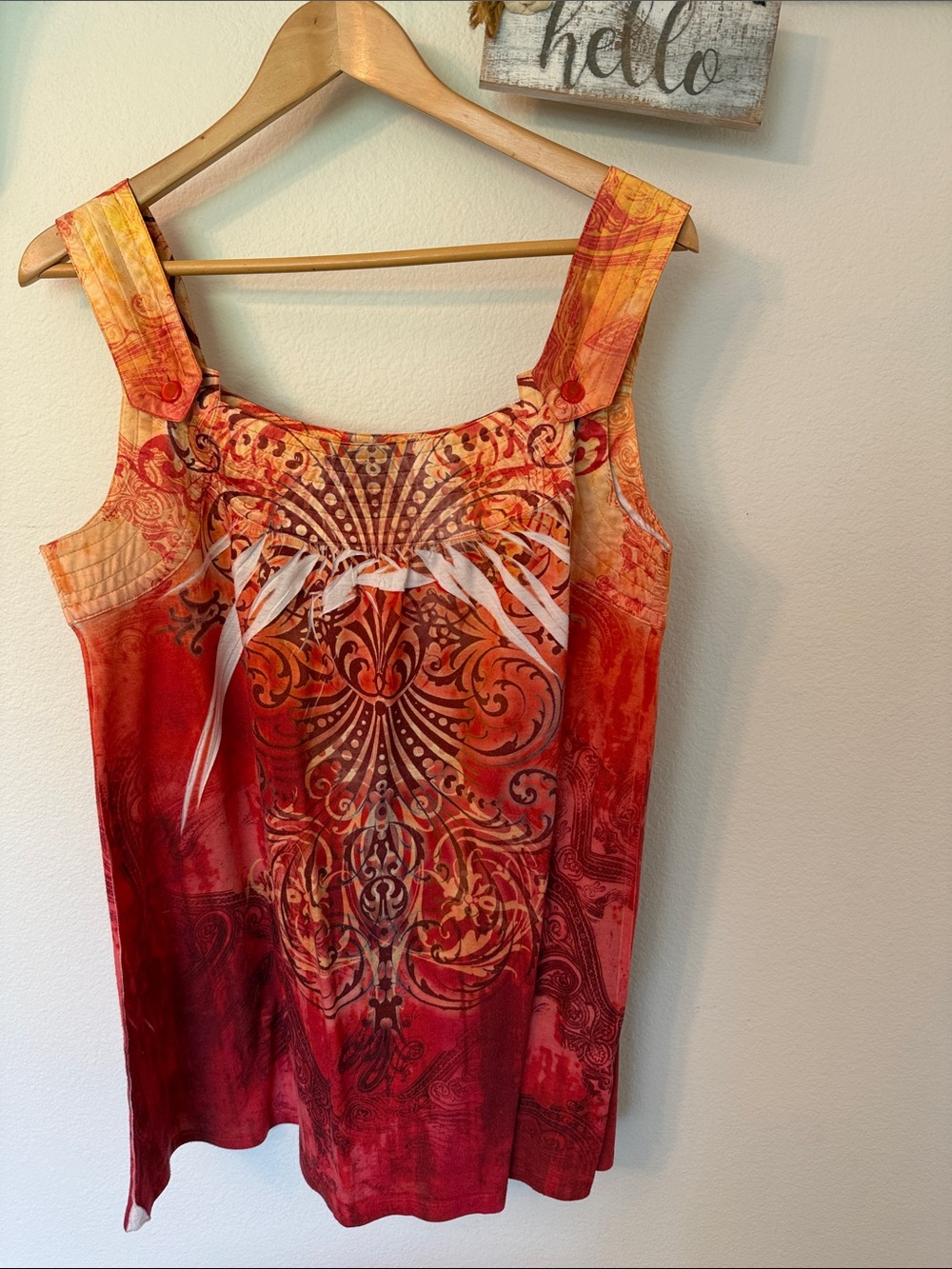 🌻 ONE WORLD Multicolor Red and Yellow Print Tank